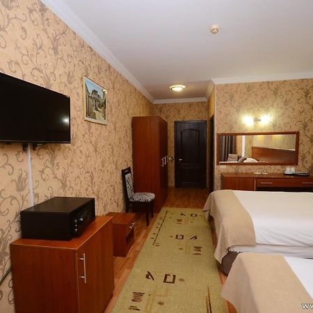Hotel Istanbul Batoumi Extérieur photo