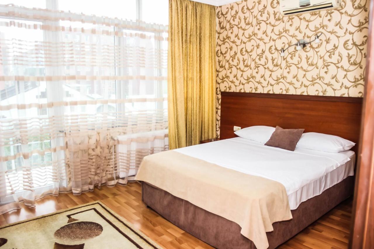 Hotel Istanbul Batoumi Extérieur photo
